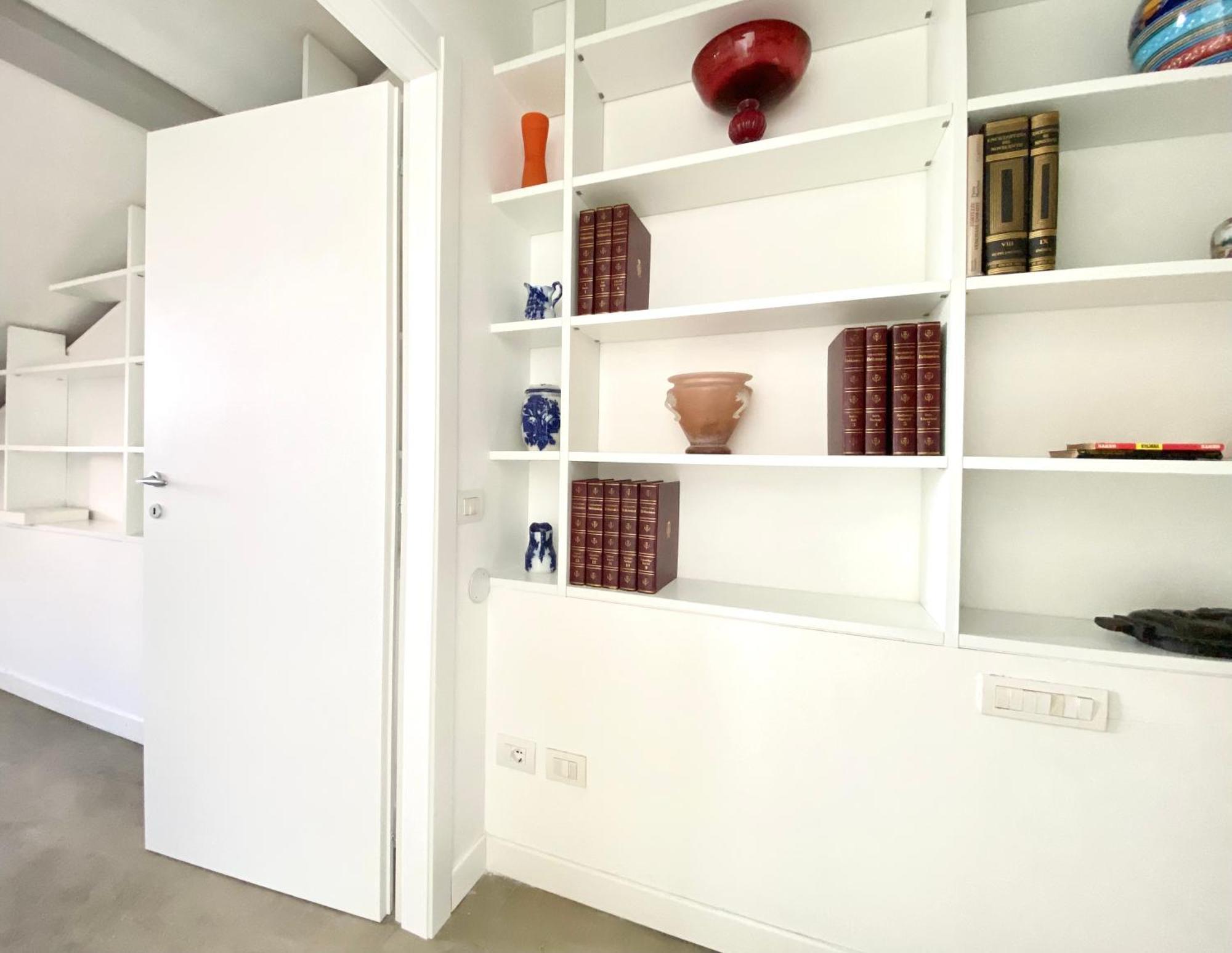 Sant Ambrogio Courtyard Room In Shared Flat มิลาน ภายนอก รูปภาพ